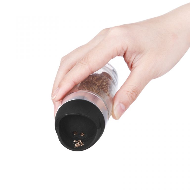 Salt & Pepper Shakers #89331001