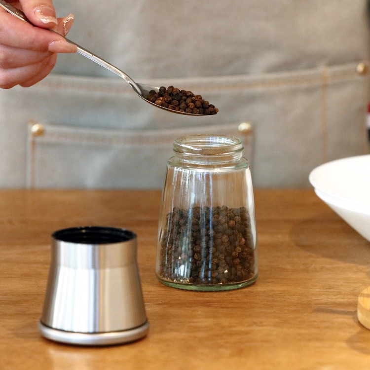 Glass Salt and Pepper Mills #8436000 (1)