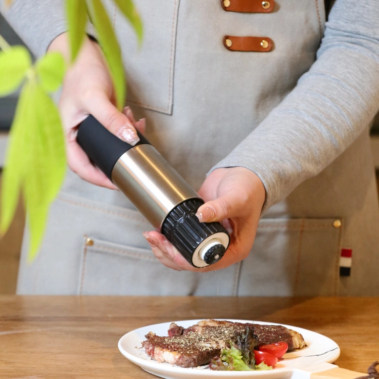Salt Shaker with Pepper Grinder #8456002 (8)