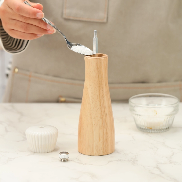 Wooden Salt and Pepper Grinders #89749002 (4)