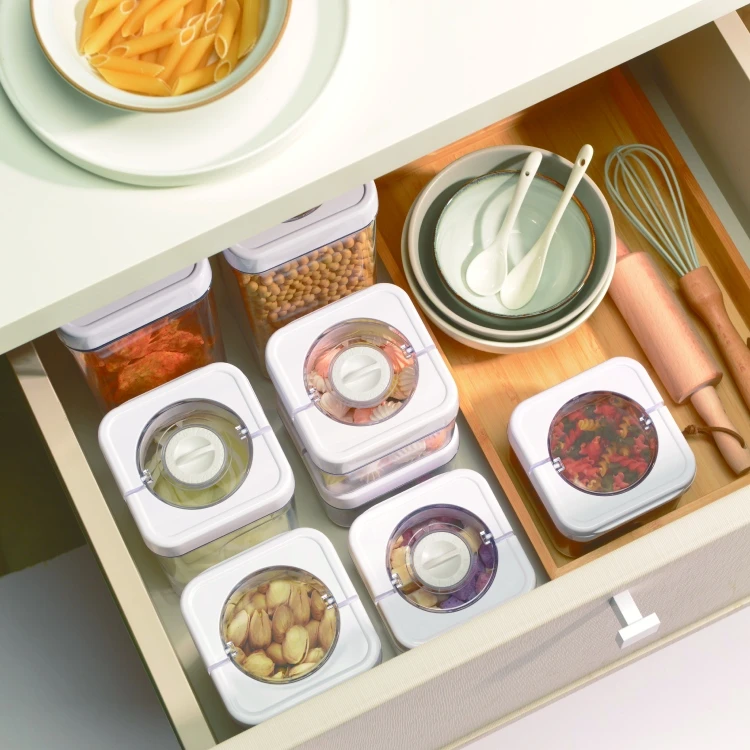 Airtight Plastic Food Containers #99262000