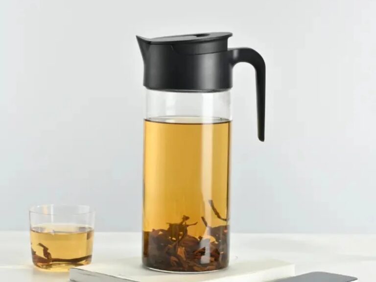 How Should Retail Buyers Source Glass Water Pitchers for Summer Drinkware Lines_