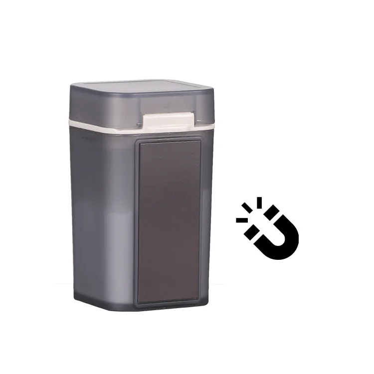 plastic sugar shaker